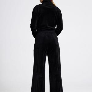  Tracksuit trousers model 189280 Figl 