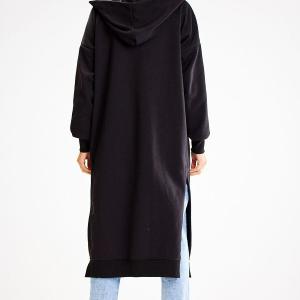  Sweatshirt model 187127 awama 